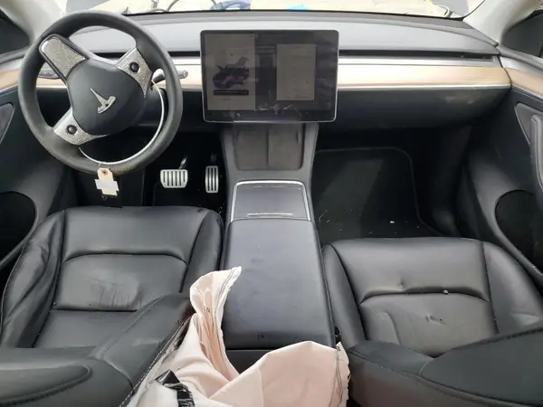 7SAYGDEF8PF762980 2023 TESLA MODEL Y - Image 8