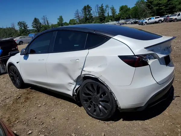 7SAYGDEF8PF777057 2023 TESLA MODEL Y - Image 2