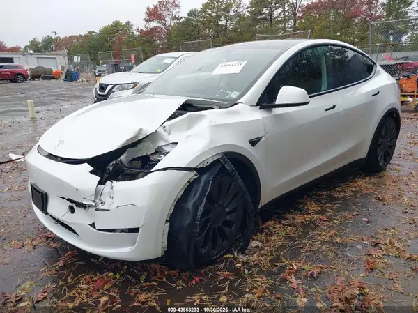 7SAYGDEF8PF778726 2023 TESLA MODEL Y - Image 2