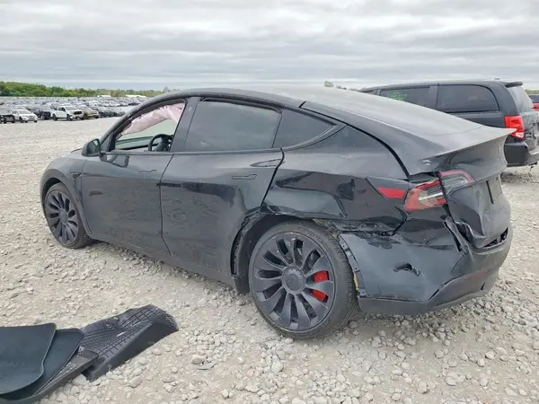 7SAYGDEF8PF782095 2023 TESLA MODEL Y - Image 2
