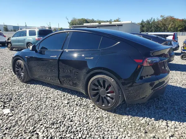 7SAYGDEF8PF806170 2023 TESLA MODEL Y - Image 2