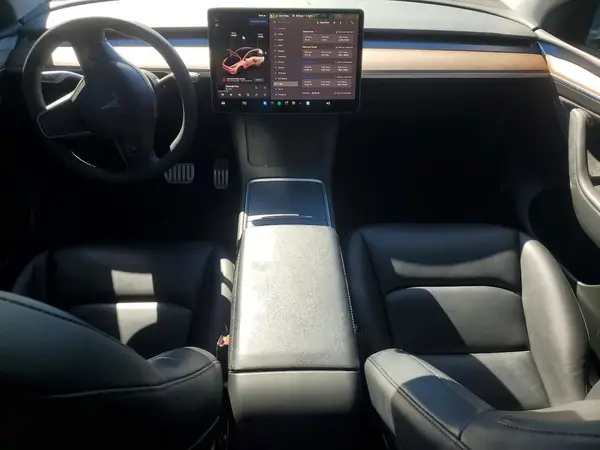 7SAYGDEF8PF806170 2023 TESLA MODEL Y - Image 8