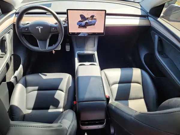 7SAYGDEF8PF826063 2023 TESLA MODEL Y - Image 8