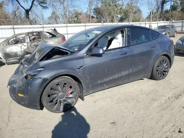 7SAYGDEF8PF843333 2023 TESLA MODEL Y - Image 1