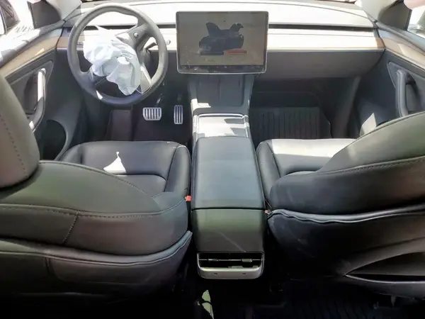7SAYGDEF8PF866434 2023 TESLA MODEL Y - Image 8