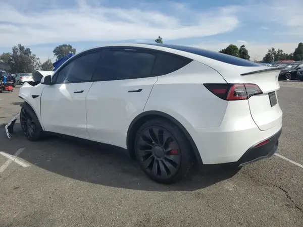 7SAYGDEF8PF883170 2023 TESLA MODEL Y - Image 2