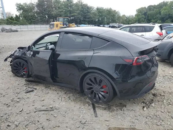 7SAYGDEF8PF891544 2023 TESLA MODEL Y - Image 2