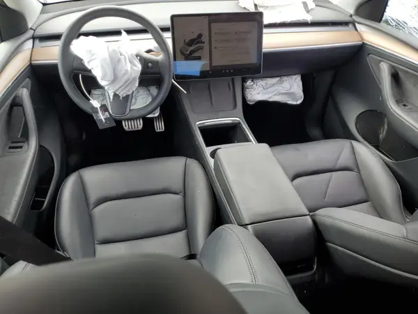 7SAYGDEF8PF899630 2023 TESLA MODEL Y - Image 8