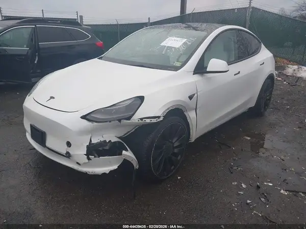 7SAYGDEF8PF914515 2023 TESLA MODEL Y - Image 2