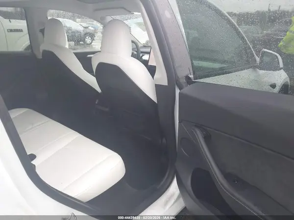 7SAYGDEF8PF914515 2023 TESLA MODEL Y - Image 8