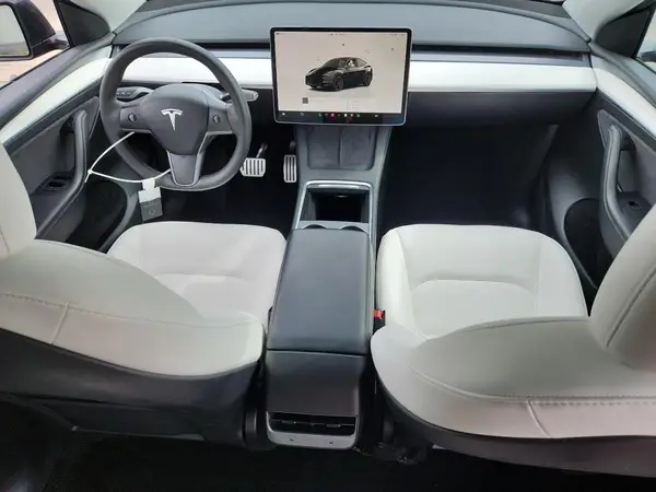 7SAYGDEF8PF918676 2023 TESLA MODEL Y - Image 8