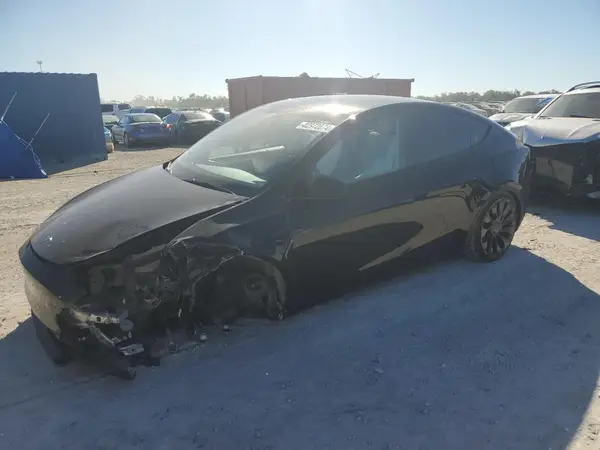 7SAYGDEF8PF921402 2023 TESLA MODEL Y - Image 1