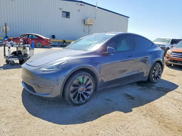 7SAYGDEF8PF948695 2023 TESLA MODEL Y - Image 1