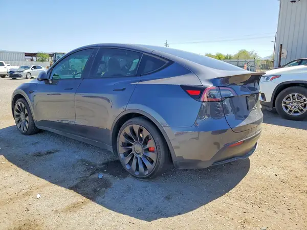 7SAYGDEF8PF948695 2023 TESLA MODEL Y - Image 2