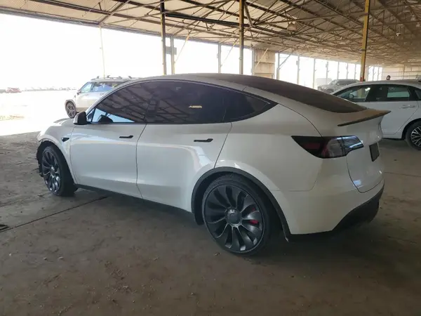 7SAYGDEF8PF971703 2023 TESLA MODEL Y - Image 2