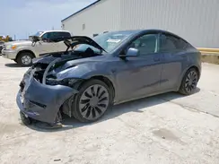 7SAYGDEF8RA262981 2024 TESLA MODEL Y