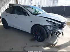 7SAYGDEF8RA273155 2024 TESLA MODEL Y