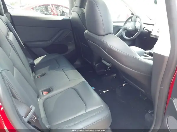 7SAYGDEF8RA285435 2024 TESLA MODEL Y - Image 8