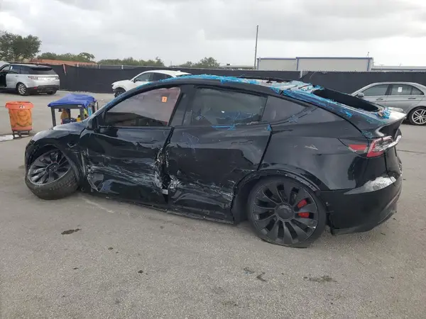 7SAYGDEF8RF041531 2024 TESLA MODEL Y - Image 2
