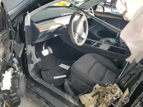 7SAYGDEF8RF041531 2024 TESLA MODEL Y - Image 8