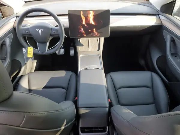 7SAYGDEF8RF053405 2024 TESLA MODEL Y - Image 8