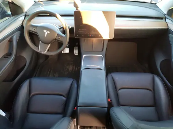 7SAYGDEF8RF077722 2024 TESLA MODEL Y - Image 8