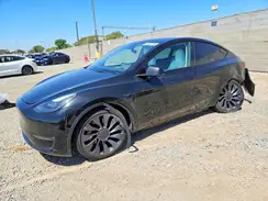 7SAYGDEF8RF132993 2024 TESLA MODEL Y