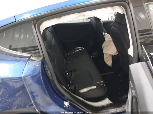 7SAYGDEF8SA343758 2025 TESLA MODEL Y - Image 8