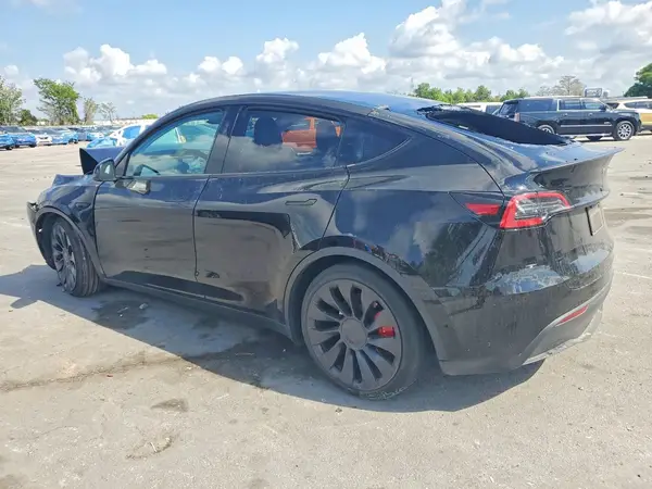 7SAYGDEF8SA348250 2025 TESLA MODEL Y - Image 2