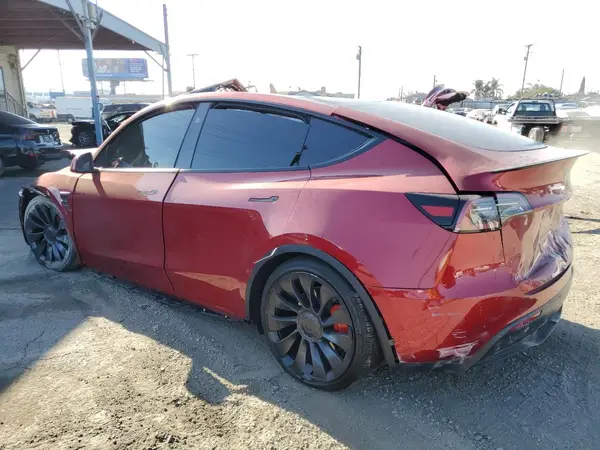 7SAYGDEF8SF223817 2025 TESLA MODEL Y - Image 2