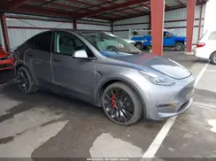 7SAYGDEF8SF228502 2025 TESLA MODEL Y