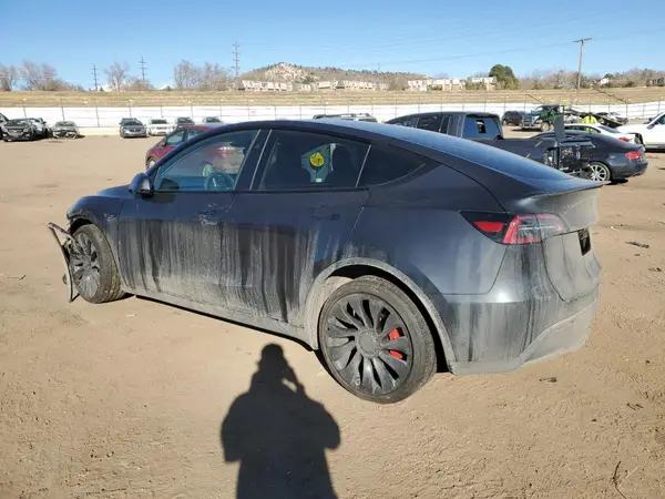 7SAYGDEF8SF254839 2025 TESLA MODEL Y - Image 2