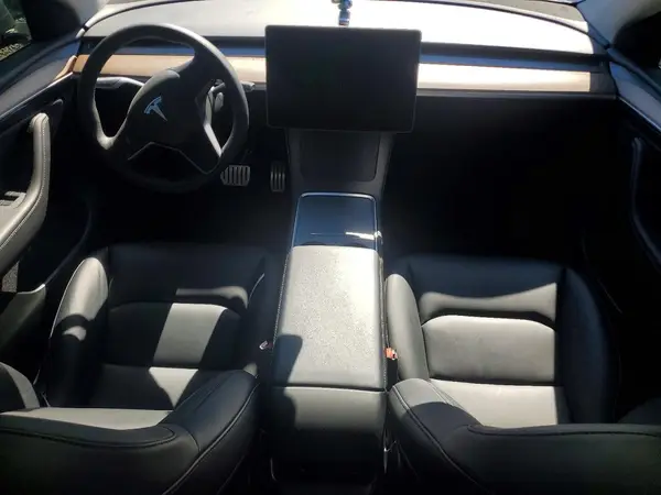7SAYGDEF8SF263346 2025 TESLA MODEL Y - Image 8