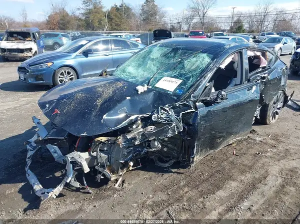 7SAYGDEF8SF310455 2025 TESLA MODEL Y - Image 2