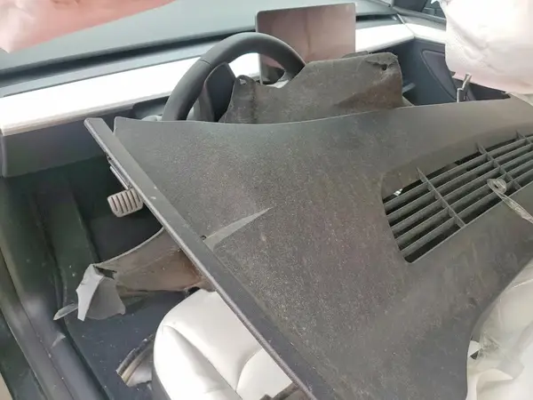 7SAYGDEF8SF310827 2025 TESLA MODEL Y - Image 8