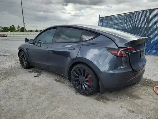 7SAYGDEF9NF315507 2022 TESLA MODEL Y - Image 2