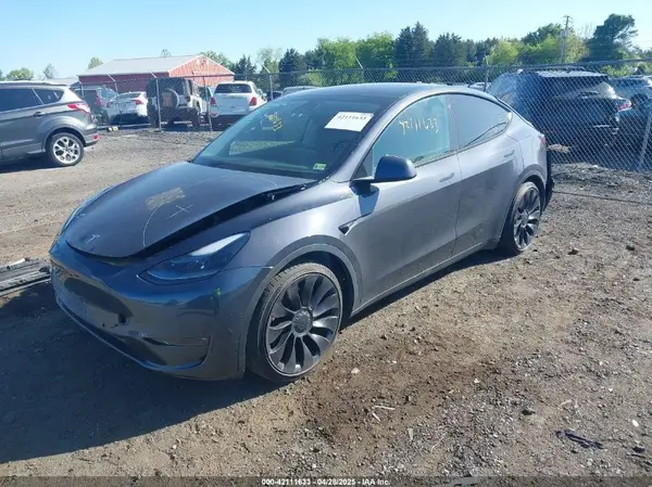 7SAYGDEF9NF326944 2022 TESLA MODEL Y - Image 2