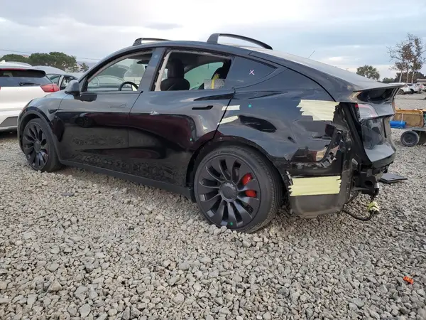 7SAYGDEF9NF329522 2022 TESLA MODEL Y - Image 2