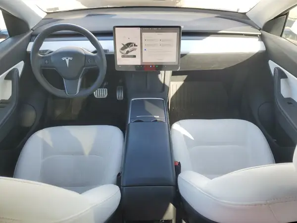 7SAYGDEF9NF340245 2022 TESLA MODEL Y - Image 8