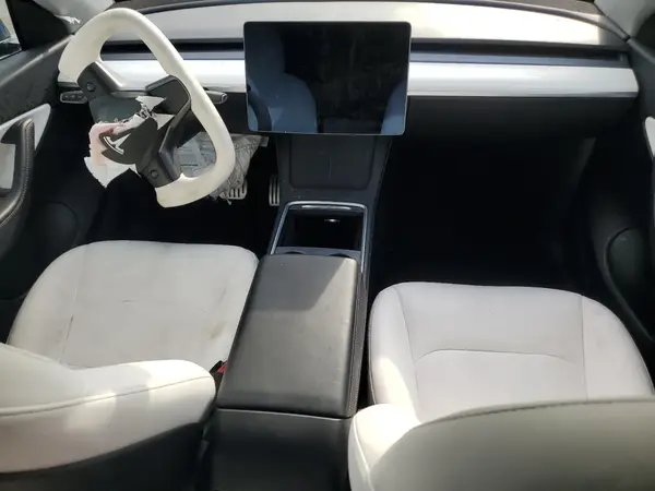 7SAYGDEF9NF352413 2022 TESLA MODEL Y - Image 8