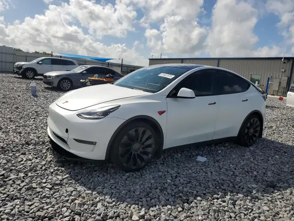 7SAYGDEF9NF358003 2022 TESLA MODEL Y - Image 1