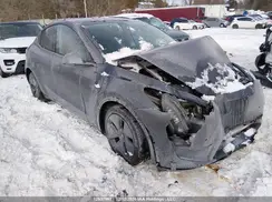 7SAYGDEF9NF375142 2022 TESLA MODEL Y
