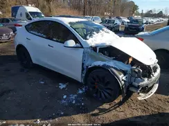 7SAYGDEF9NF378641 2022 TESLA MODEL Y