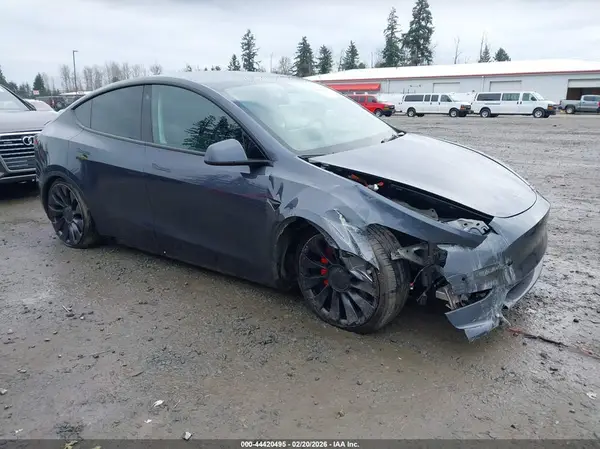 7SAYGDEF9NF383256 2022 TESLA MODEL Y - Image 1
