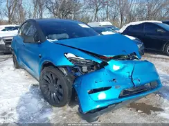 7SAYGDEF9NF383287 2022 TESLA MODEL Y