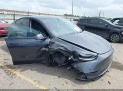 7SAYGDEF9NF388361 2022 TESLA MODEL Y