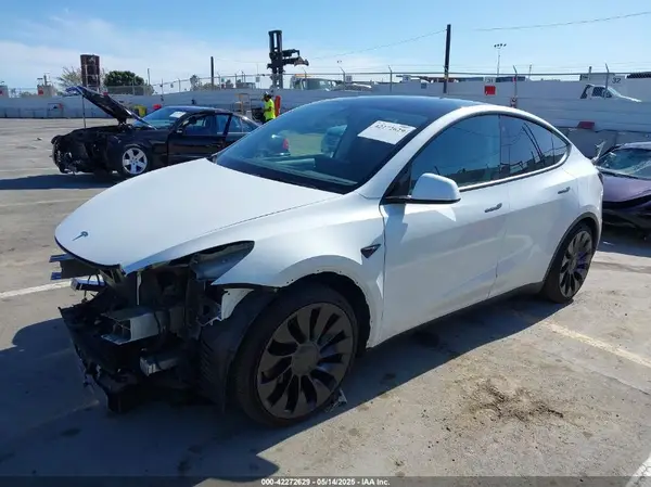 7SAYGDEF9NF391177 2022 TESLA MODEL Y - Image 2
