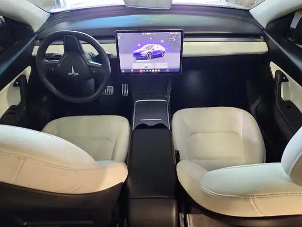 7SAYGDEF9NF397660 2022 TESLA MODEL Y - Image 8