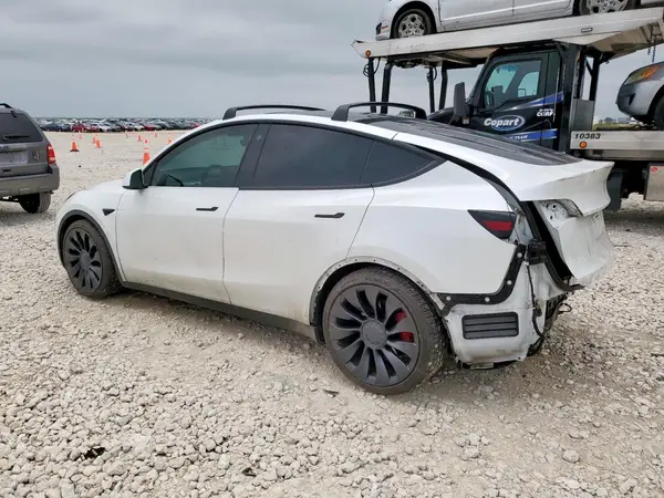 7SAYGDEF9NF399909 2022 TESLA MODEL Y - Image 2