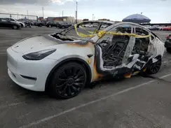 7SAYGDEF9NF407460 2022 TESLA MODEL Y